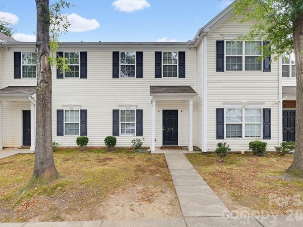 2176 Winthrop Chase Drive, Charlotte, NC 28212