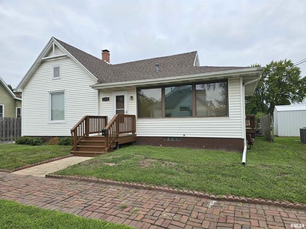 543 CUSTER Place, Canton, IL 61520