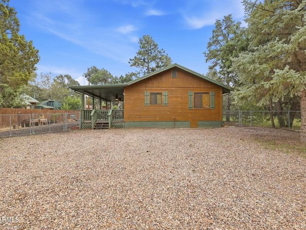 3367 RIM LAKES Drive, Overgaard, AZ 85933