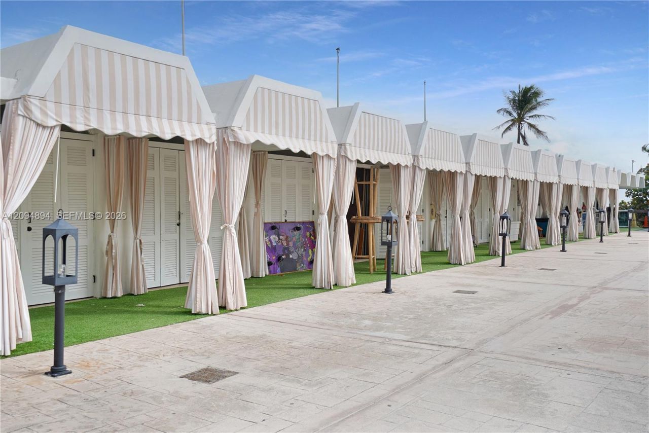 5101 Collins Ave , Unit 11N, Miami Beach, FL 33140 Photo