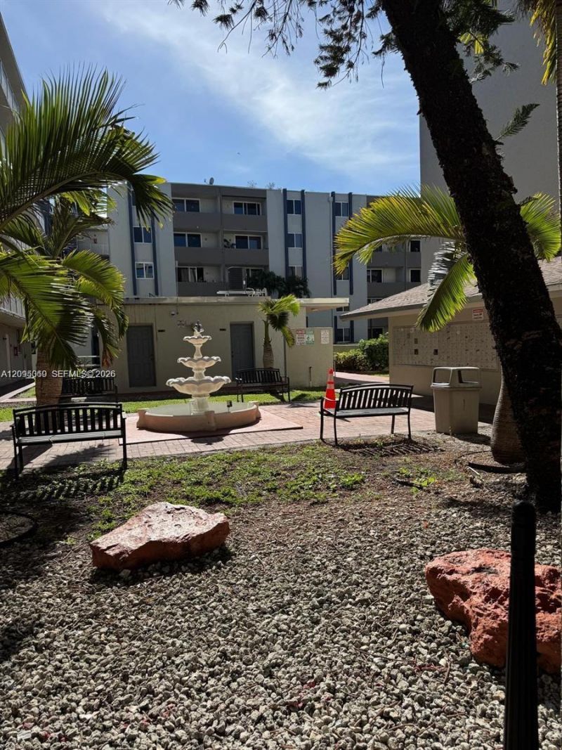 10090 NW 80th Ct , Unit 1361, Hialeah Gardens, FL 33016 Photo