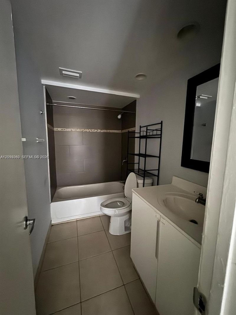 10090 NW 80th Ct , Unit 1361, Hialeah Gardens, FL 33016 Photo