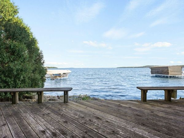 2609 Middleton Beach Road, Middleton, WI 53562