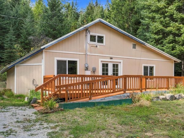 319111 US-2 Hwy, Newport, WA 99156