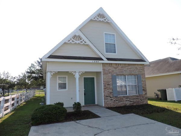 1284 Jasper St, Cantonment, FL 32533