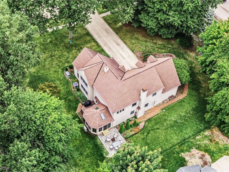 32253 Walker Road, Avon Lake, OH 44012 Photo 4