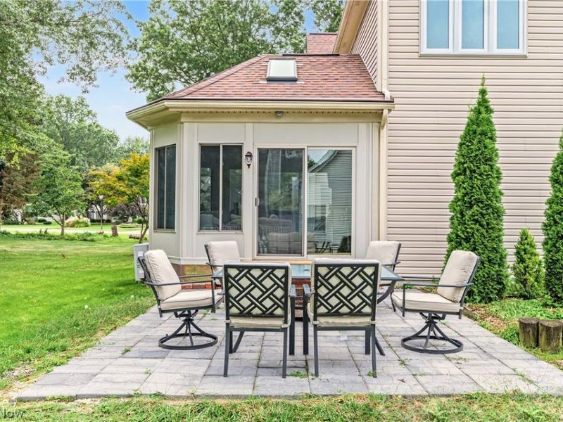 32253 Walker Road, Avon Lake, OH 44012 Photo 6