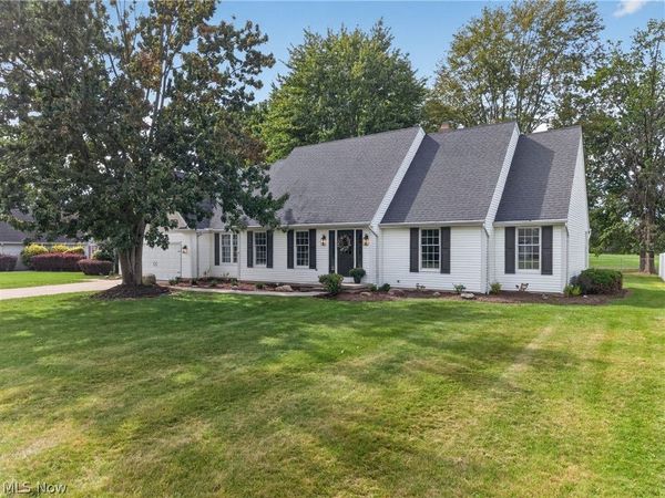 722 Jaycox Road , Avon Lake, OH 44012
