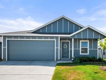 10753 Cowhide Lane, Fort Worth, TX 76108