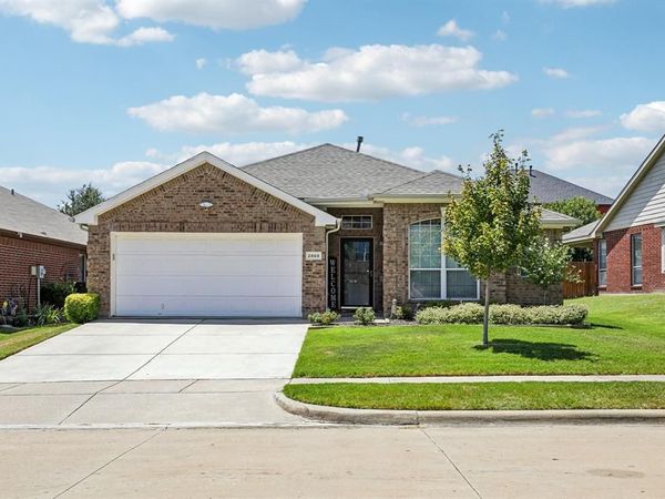 2868 Spotted Owl Drive, Fort Worth, TX 76244