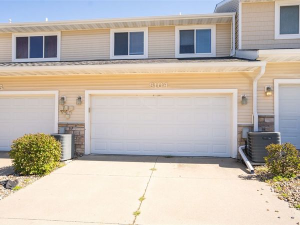 8601 Westown Parkway, Unit 9104, West Des Moines, IA 50266
