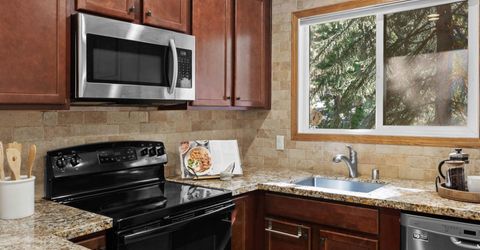 321 Ski Way, Unit 9, Incline Village, NV 89451 Photo