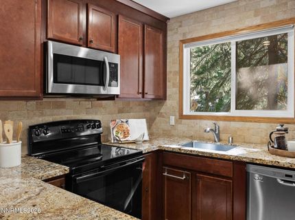 321 Ski Way, Unit 9, Incline Village, NV 89451 Photo