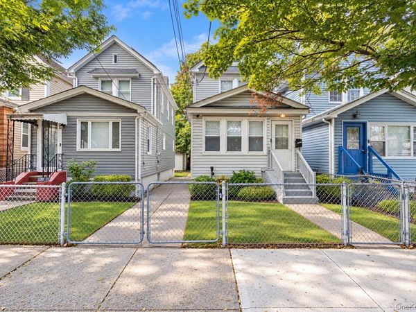 13915 Glassboro Avenue, Jamaica, NY 11435