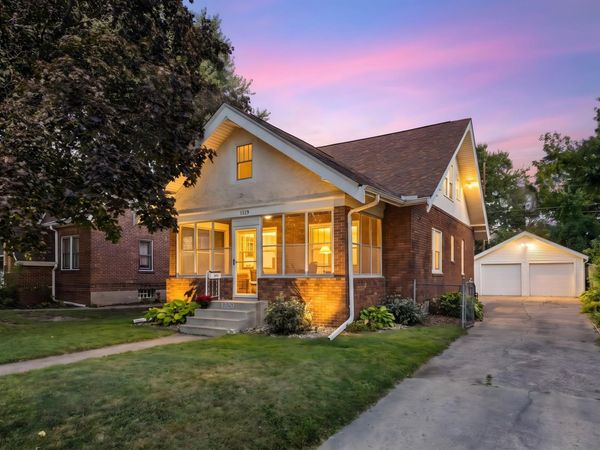 1329 Beech Street, Saint Paul, MN 55106
