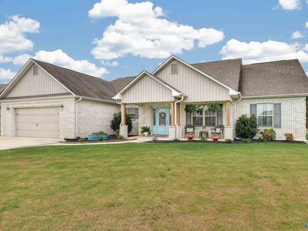 26437 Sydney Drive, Elkmont, AL 35620