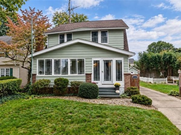 364 Clinton Avenue , Akron, OH 44301