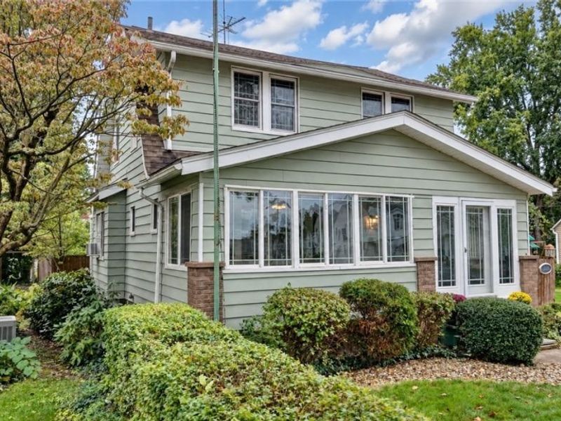 364 Clinton Avenue, Akron, OH 44301 Photo 2