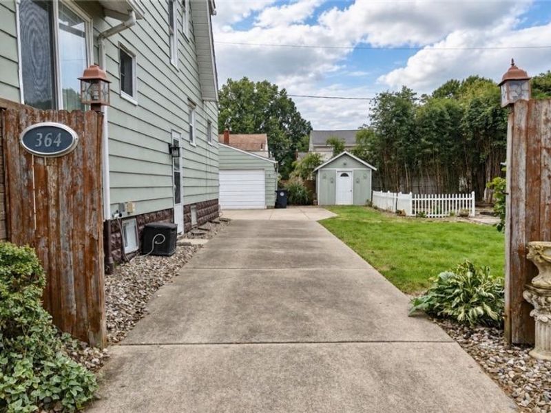 364 Clinton Avenue, Akron, OH 44301 Photo 5