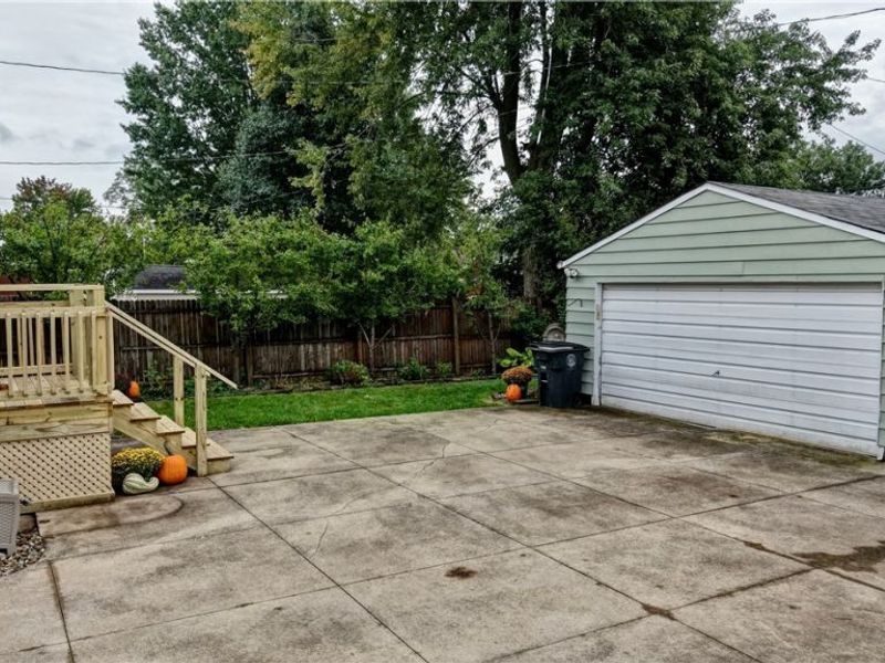 364 Clinton Avenue, Akron, OH 44301 Photo 9
