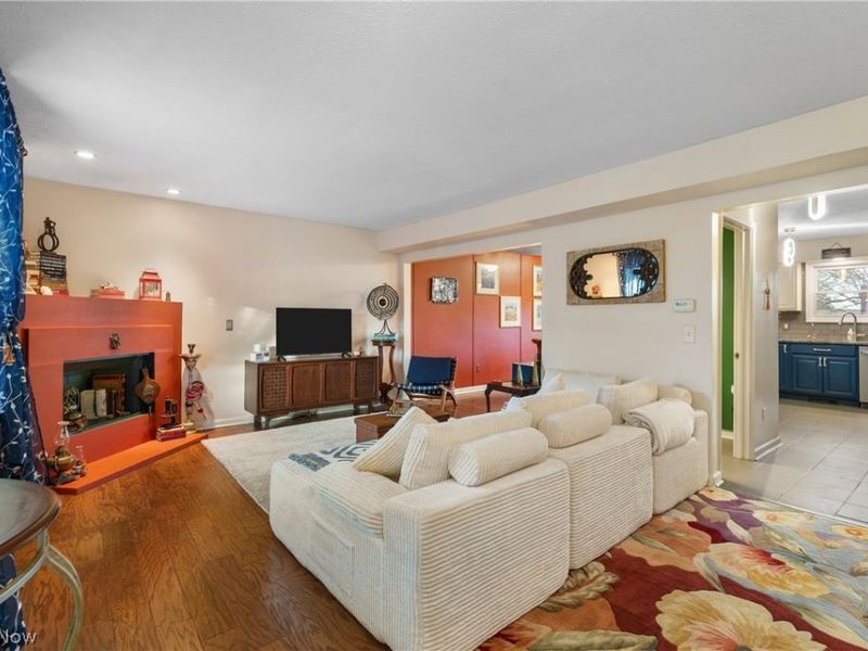 20520 Detroit Road , Rocky River, OH 44116 Photo 5