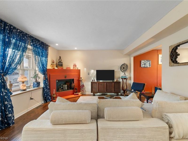 20520 Detroit Road , Rocky River, OH 44116 Photo 6