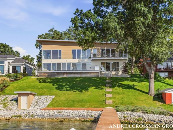 602 Lawn Avenue, Holland, MI 49424