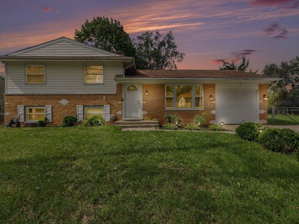 5836 Meredith Street, Portage, MI 49002