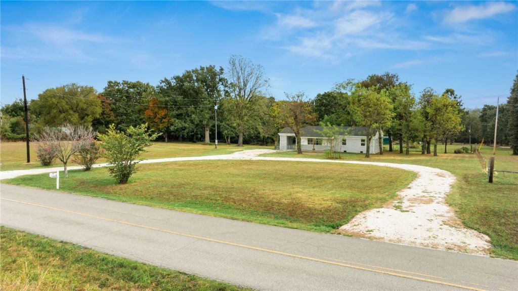 2164 N West Avenue, Lincoln, AR 72744 Main Photo