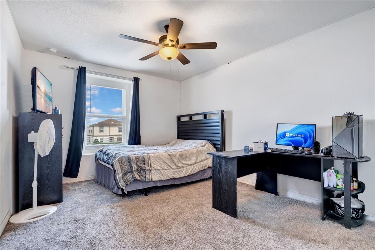 2512 Begonia Street , Mascotte, FL 34753 Photo