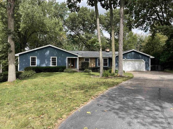 4550 SUNDANCE Court, Cottage Grove, WI 53527