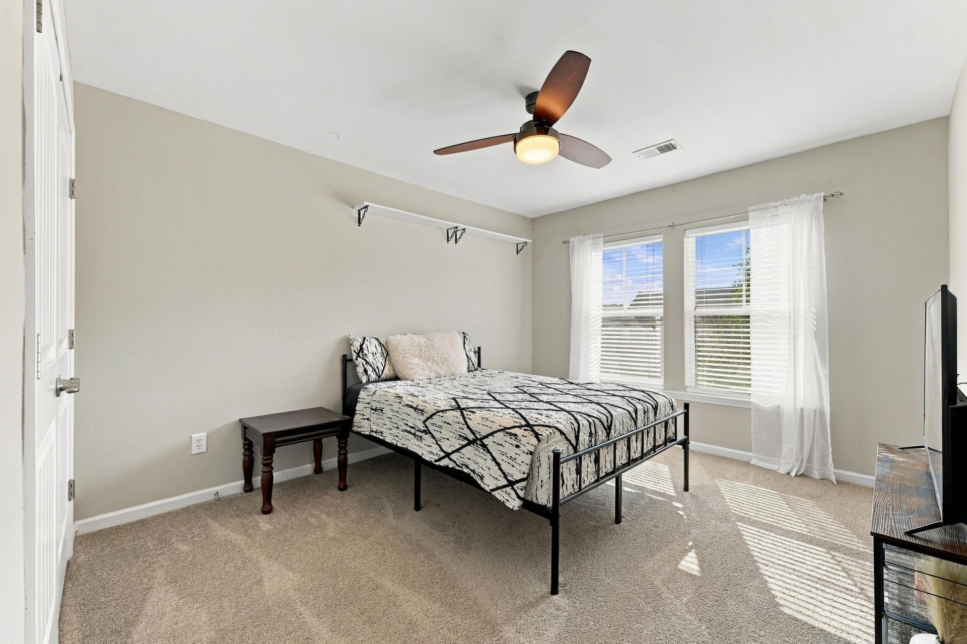 218 Topsaw Lane Photo 37