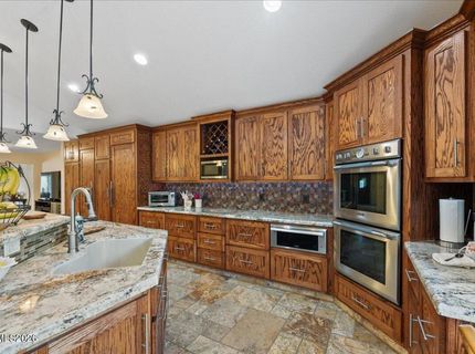291 Surrey Court, Reno, NV 89521 Photo