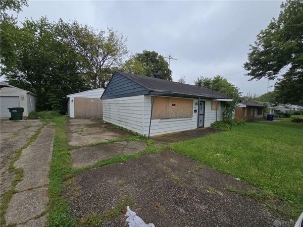 1614 S Gettysburg Avenue, Dayton, OH 45417
