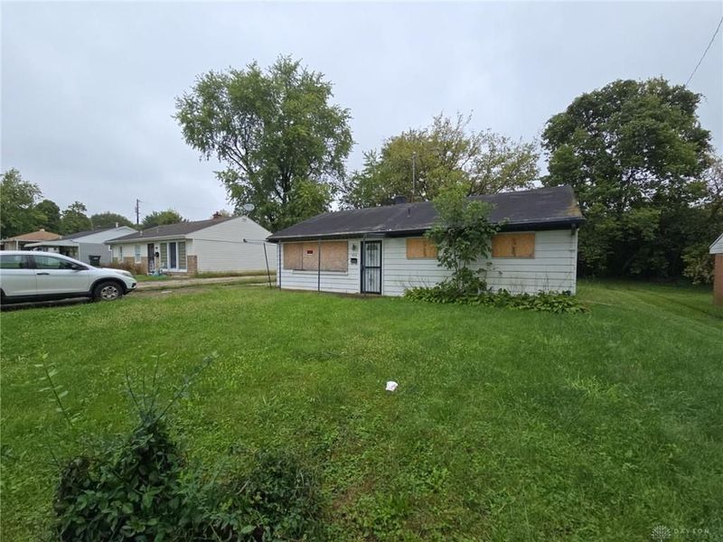 1614 S Gettysburg Avenue, Dayton, OH 45417 Photo 2