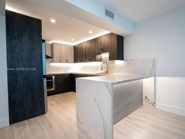 18081 Biscayne Blvd , Unit 503, Aventura, FL 33160