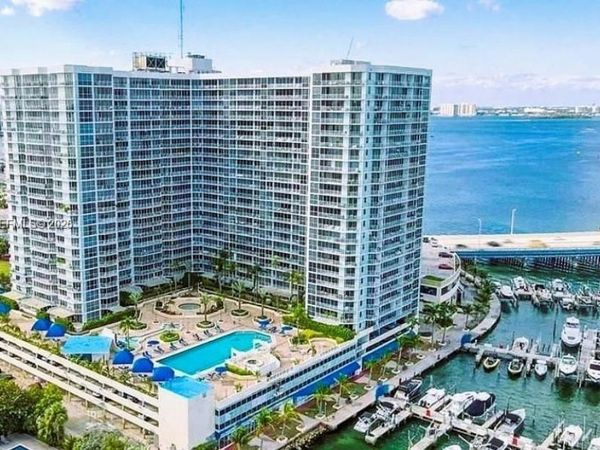 7601 E Treasure Dr, Unit 512, North Bay Village, FL 33141