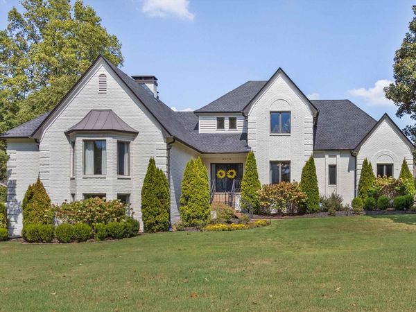 8978 JENNA RD, Germantown, TN 38138