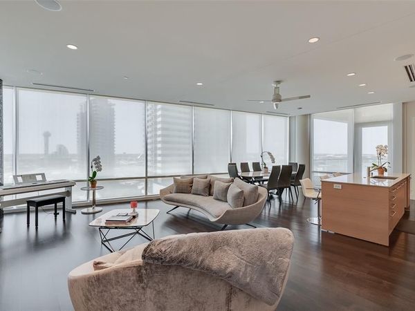 2408 Victory Park Lane, Unit 1233, Dallas, TX 75219