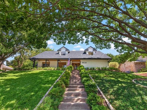 1609 Ems Road W, Fort Worth, TX 76116