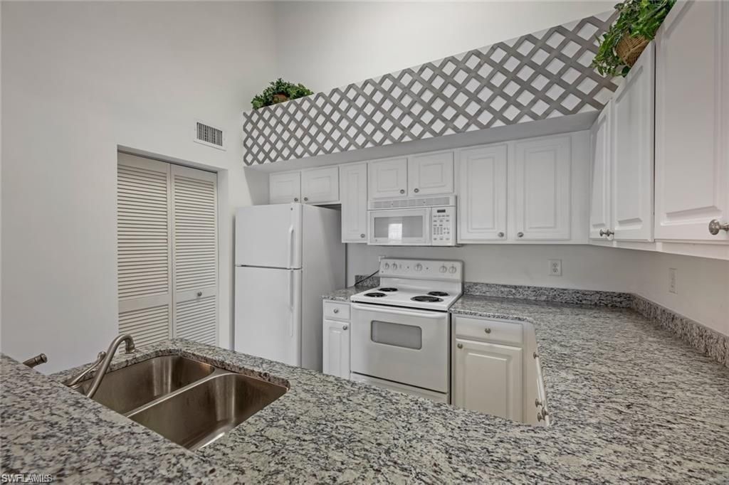 4122 Residence Dr, Unit 119, Fort Myers, FL 33901 Photo