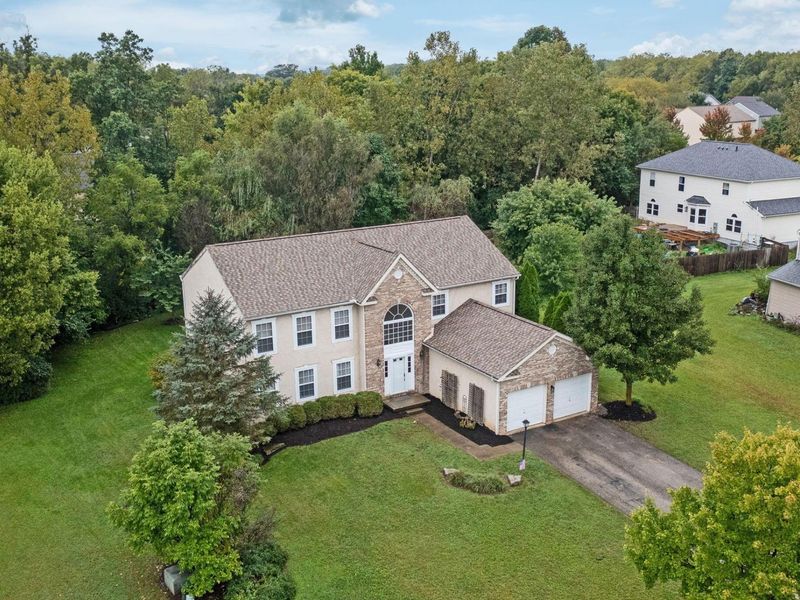 109 Saddle Tree Court , Delaware, OH 43015 Photo 2