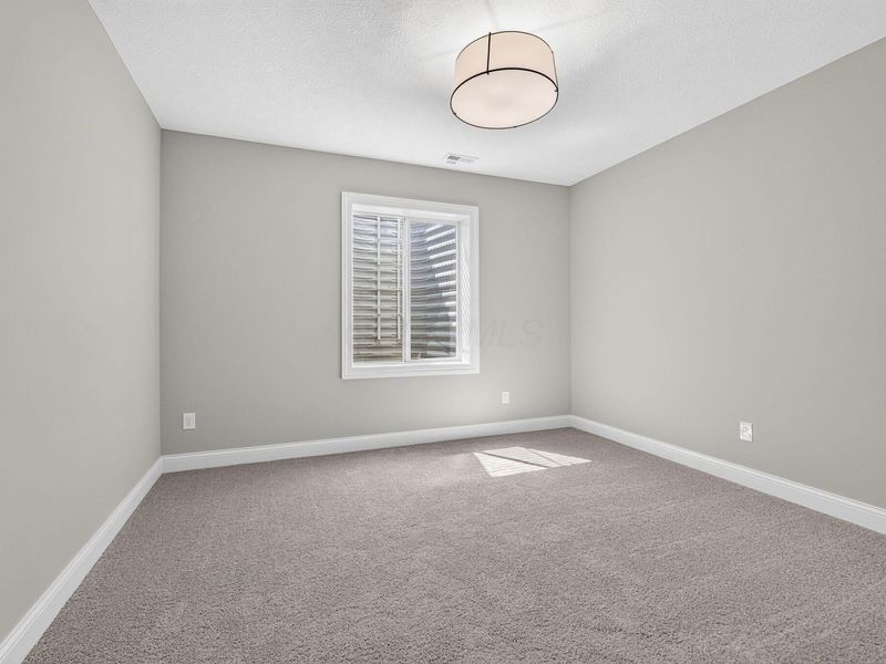 3388 Sandbar Drive , Lewis Center, OH 43035 Photo 26