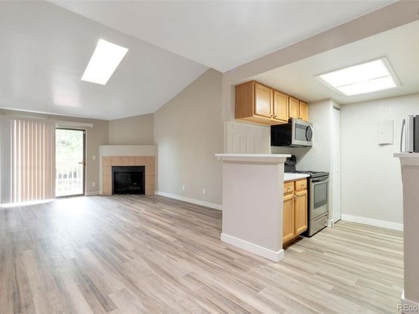 10323 E Peakview Avenue , Unit J201, Englewood, CO 80111