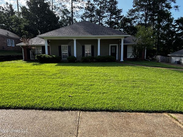 232 Boxwood Circle, Brandon, MS 39047