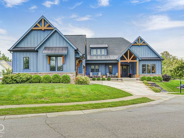 15446 Maple Ridge Court , Carmel, IN 46033