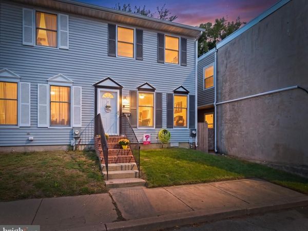 1227 APPLE STREET, WILMINGTON, DE 19801