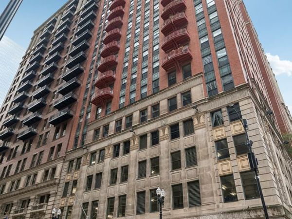 208 W Washington Street, Unit 2001, Chicago, IL 60606