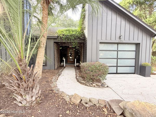 1001 Hunting Ridge Road, Wilmington, NC 28412
