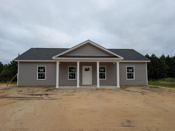8610 Black Creek Rd. , Nichols, SC 29581